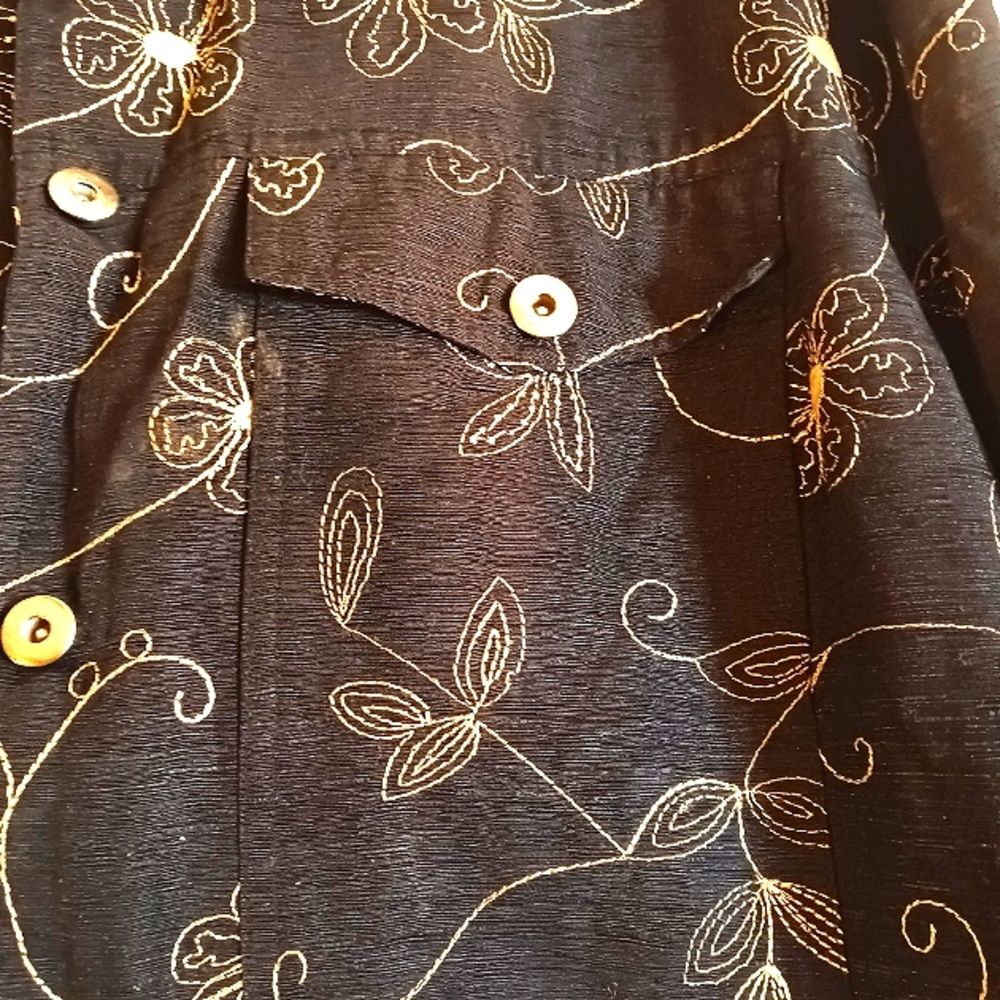Vintage Black Silk Embroidered Wearable Art Full Button Jacket 3X - Picture 5 of 6